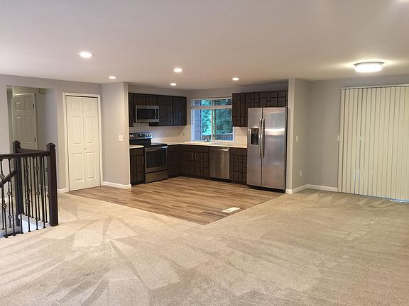4th image of 10408 NE 136th Pl