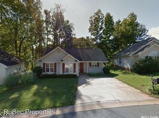 5914 Meadow Hill Dr, Charlotte, NC 28212