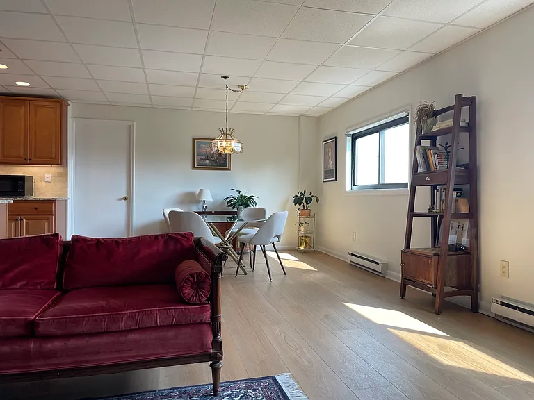 900 N Broom St #26 — Photo 5