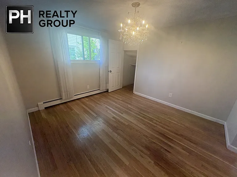 39-41 Townly Rd #1 — Photo 11