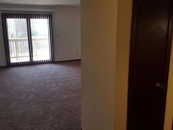 2nd image of 503 Columbia Dr APT G