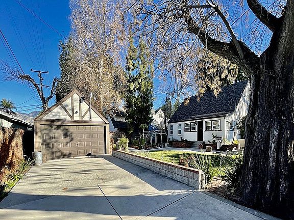 4th image of 2850 N Fremontia Dr