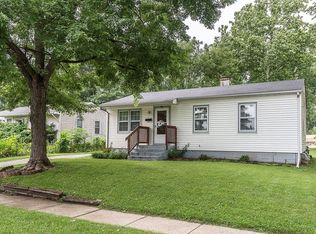 2109 Miami Dr, Iowa City, IA 52240