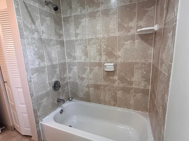 1331 SE Mohave St — Photo 11