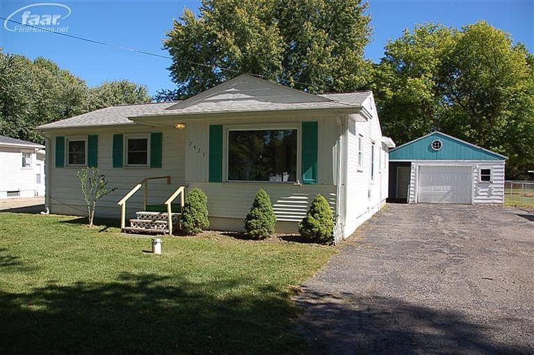 1st image of 2423 Cheryl Ann Dr