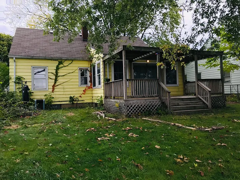 266 Hoover Dr — Photo 34