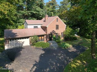 1467 Van Antwerp Rd, Niskayuna, NY 12309