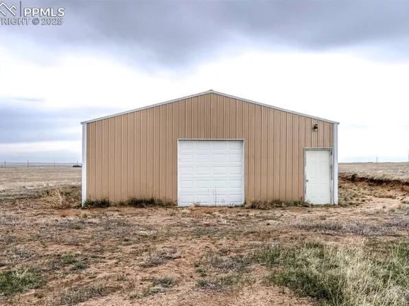 33455 Fossinger Rd, Yoder, CO 80864