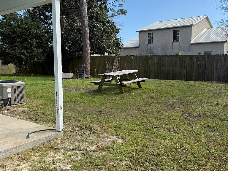 6221 Hibiscus Ave — Photo 38