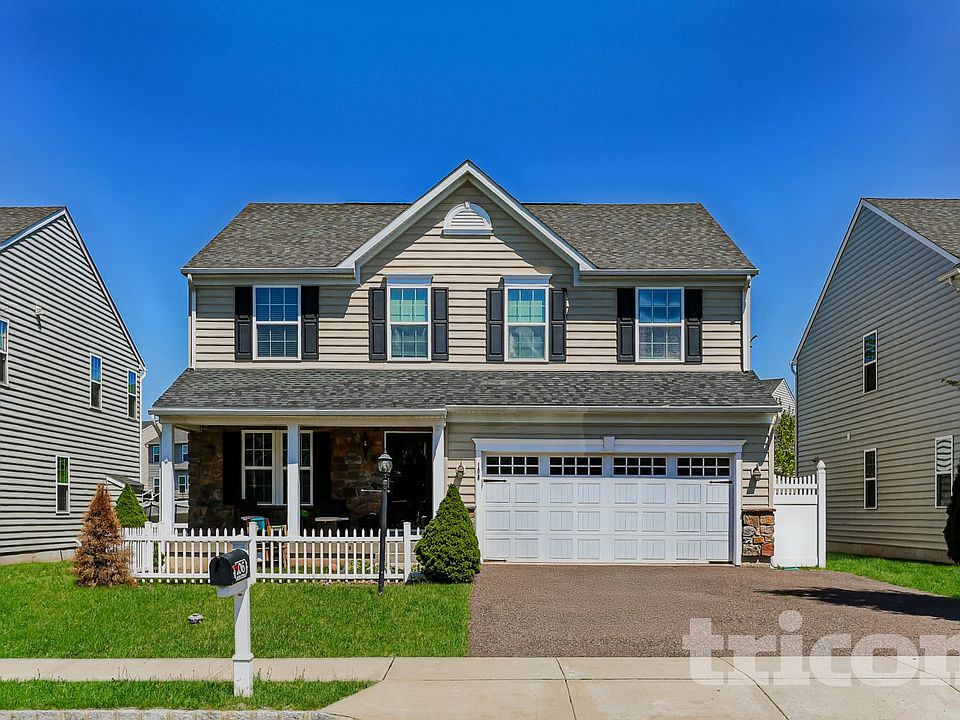1st image of 106 Jackie Dr