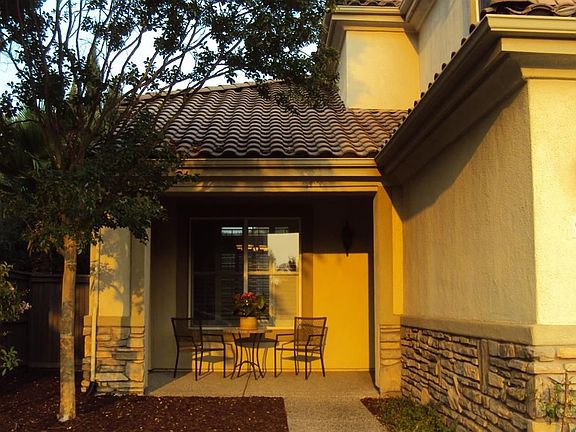 2nd image of 9717 Sand Hollow Way