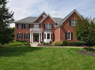 103 Five Farms Cir, Avondale, PA 19311
