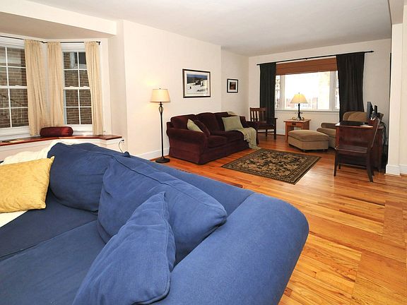 4th image of 174 1st Ave