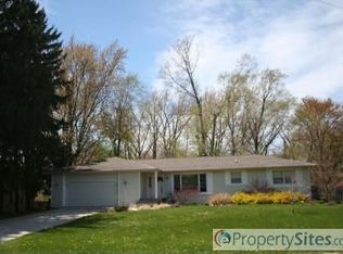 13100 Three Oaks Rd, Sawyer, MI 49125