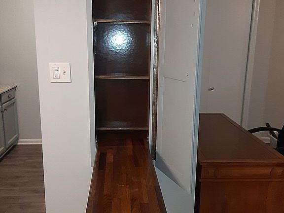 5th image of 44755 Woodlake Ct Unit 1E
