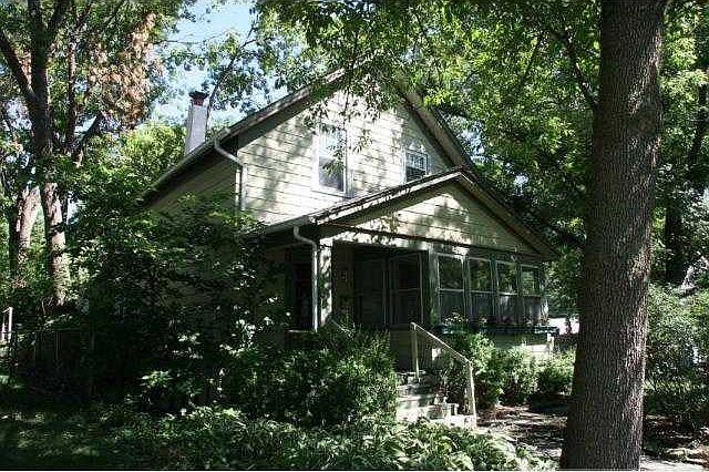 1st image of 3453 32nd Ave S
