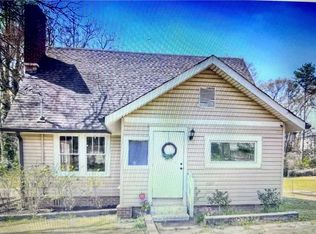 530 Elmwood Rd NW, Atlanta, GA 30318