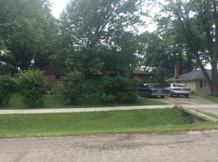 1733 Carol St, Downers Grove, IL 60515