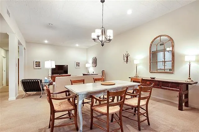 324 Chartres St #B — Photo 8