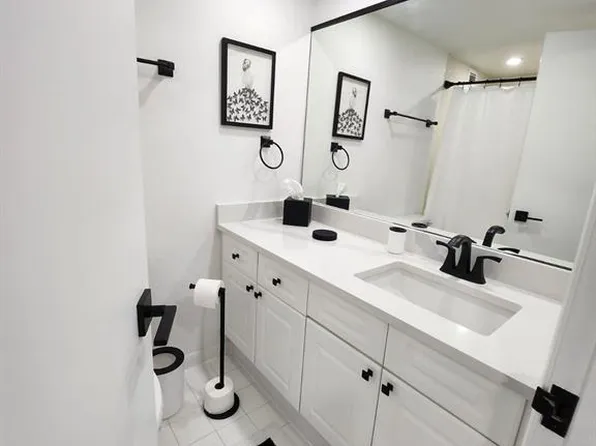 2301 Collins Ave, Miami Beach, FL