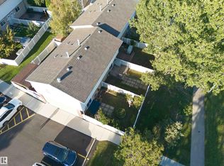 Richfield Place, Edmonton, AB T6K 1T9