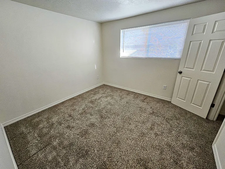 3426-3442 Hadley St NE — Photo 12