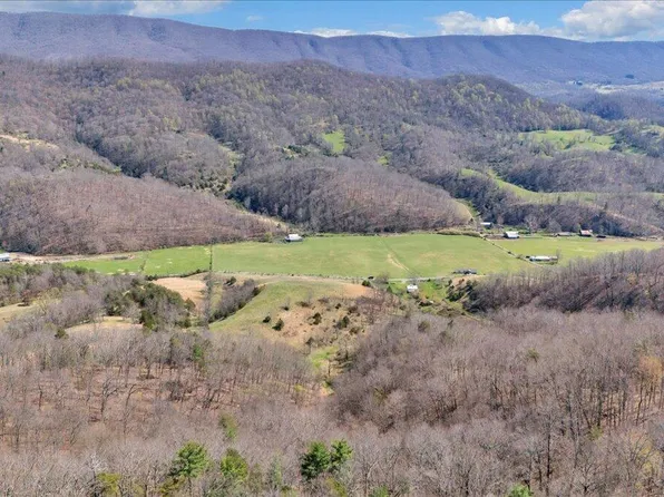 1054 Willow Bend Rd, Lindside, WV 24951