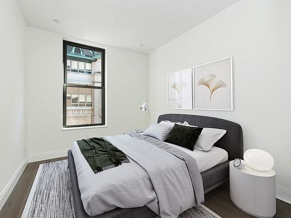 4th image of 154 W 70th St #12NP