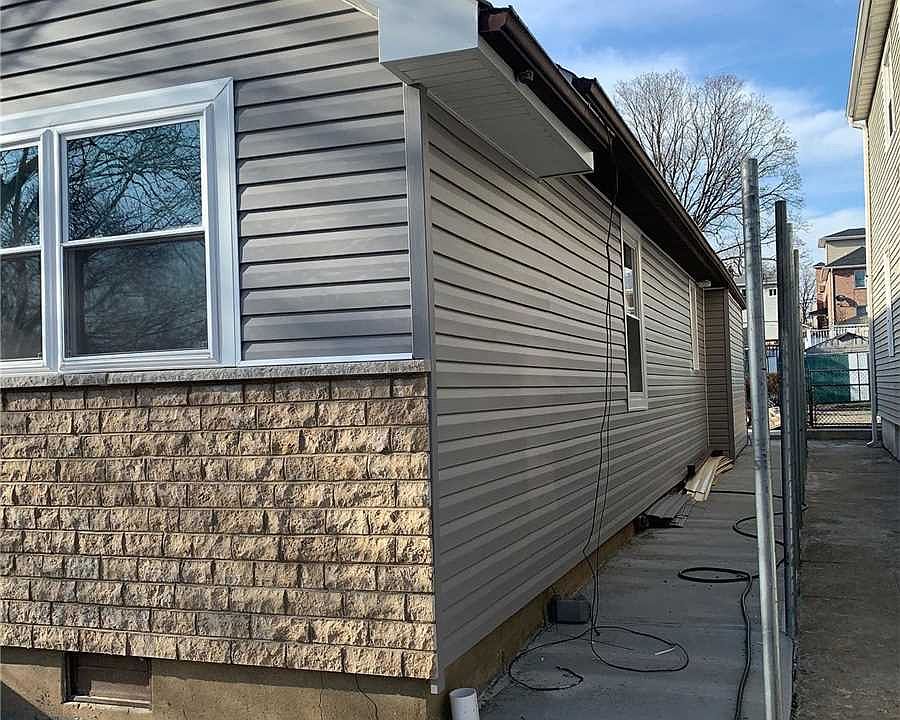 2nd image of 124-11 6th Ave