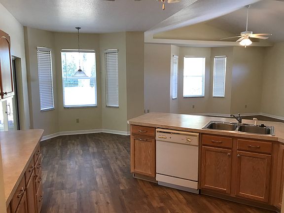 4th image of 205 Brookstone Ln