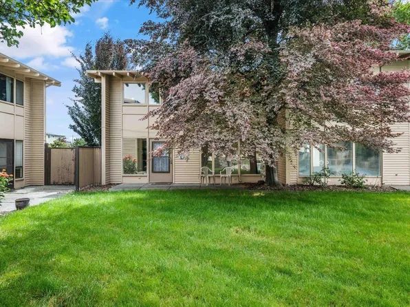1621 Mowry Sq #201, Richland, WA 99354