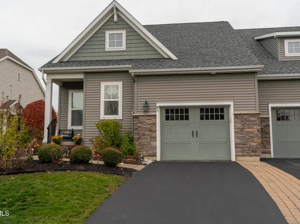 16A Winchester Place, Mechanicville, NY 12118