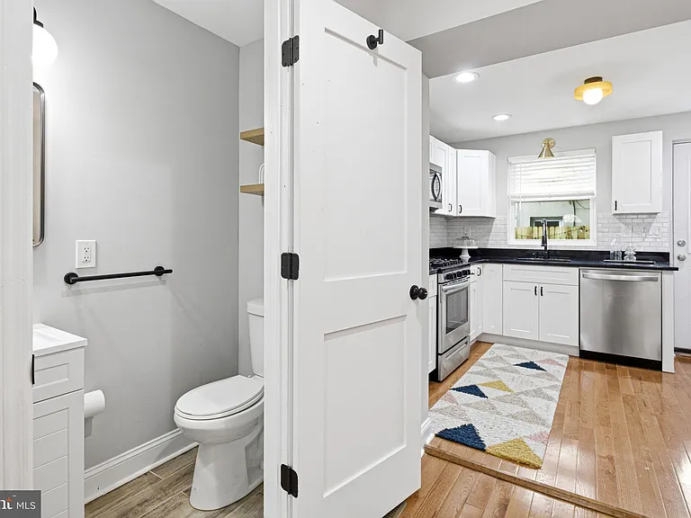 513 Wilder St — Photo 11