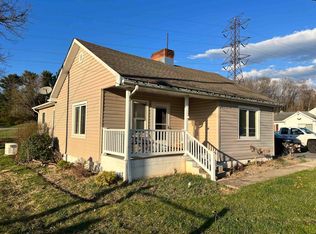 224 Dooms Crossing Rd, Waynesboro, VA 22980