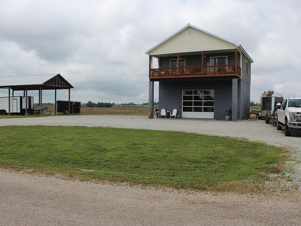 1st image of 2355 Catfish Ln