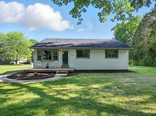 1206 White Oak Rd, Amelia, OH 45102