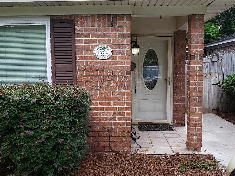 1730 Raoul Wallenberg Blvd — Photo 1