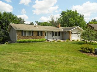 5759 Ellice Trl W, Apple Valley, MN 55124