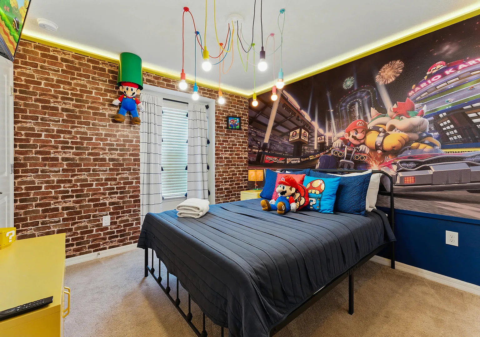 Fantasy Themed Fun with Pool & Resort Access — Photo 3