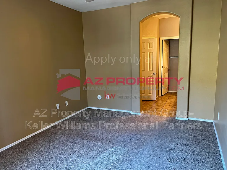 15240 N 142nd Ave #1121 — Photo 11
