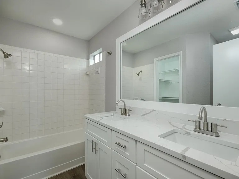 1301 Black Cherry Dr — Photo 15