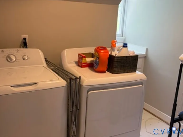 504 Gaslight Dr — Photo 10