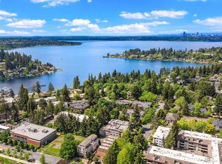 200 99th Ave NE APT 11, Bellevue, WA