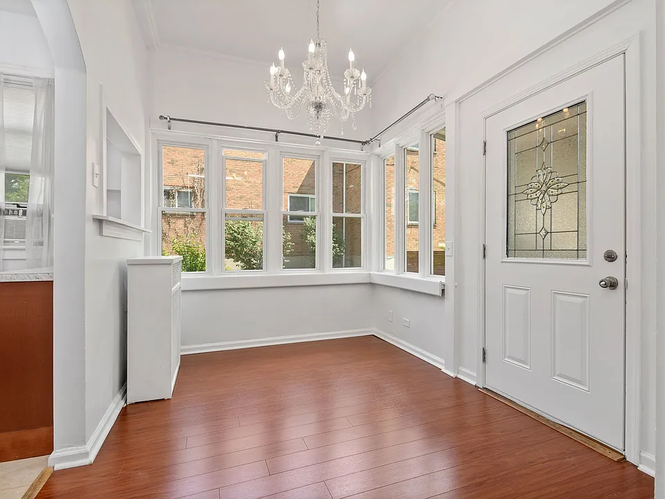 3606 Michigan Ave