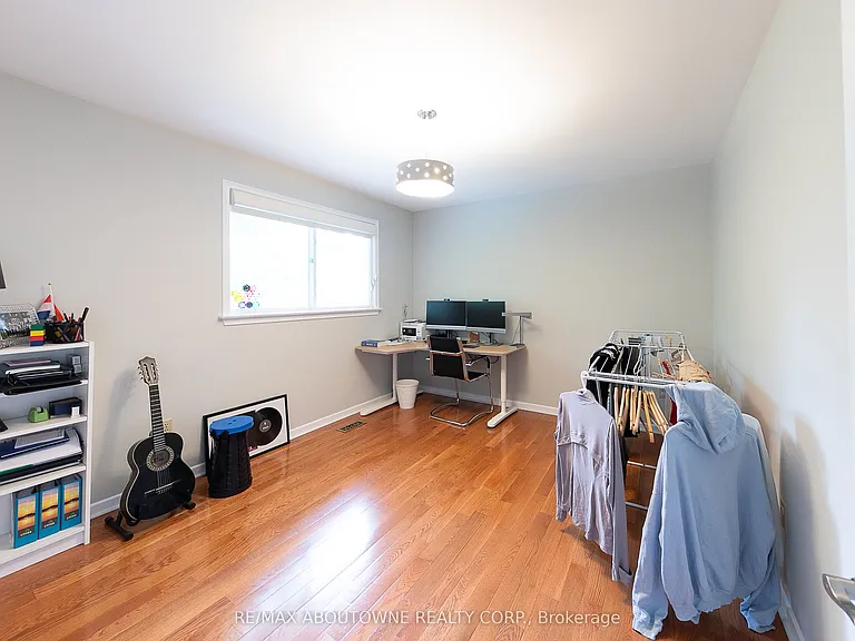1290 Braeside Dr — Photo 28