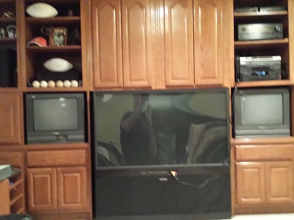 2nd image of 2630 Cheshire Dr