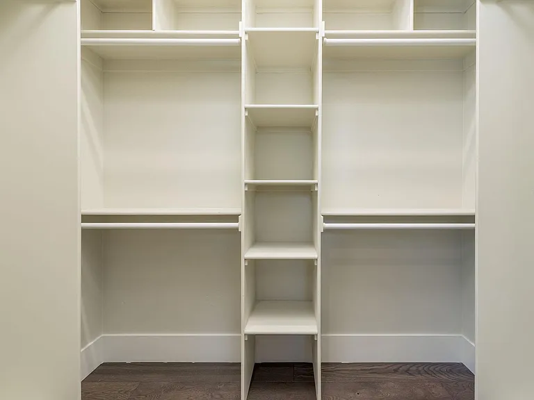 Luxury Spaces — Photo 170