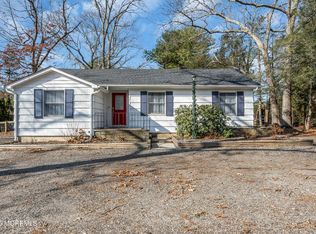 46 Butterfly Rd, Jackson, NJ 08527