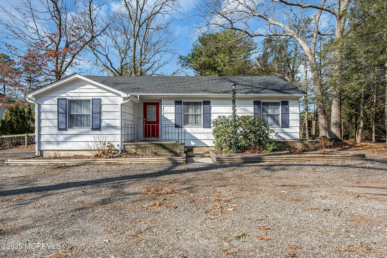 46 Butterfly Road photo 1