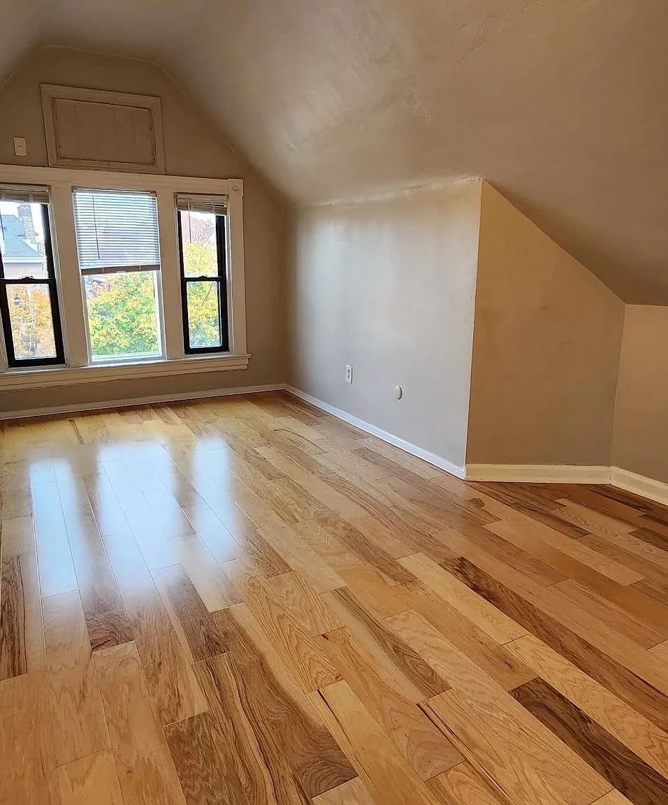 2 bed, $1,375 — Photo 4